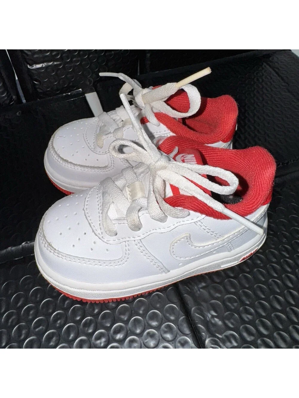 Nike Air Force 1 Low University Red and White Sneakers CU0815-101 Size 5c
